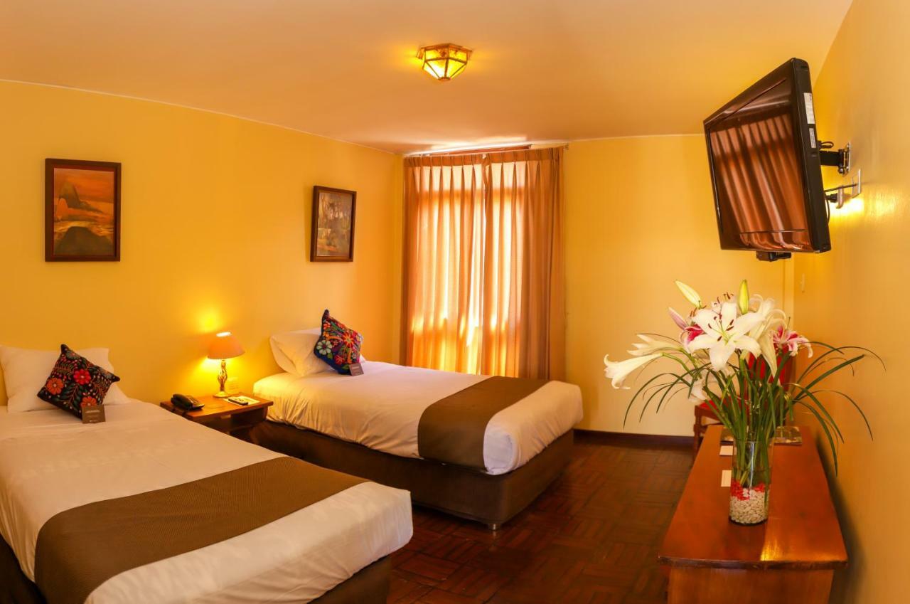 Dm Hoteles Ayacucho Buitenkant foto